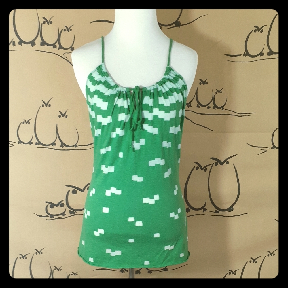🐇🐰Green Tank Top by Testament🐰🐇
